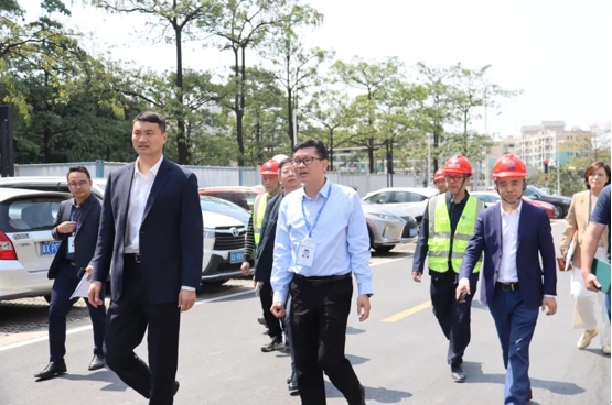 北滘鎮黨委書記、鎮長王德華前往騰越建科集團佛肇分公司重點項目調研